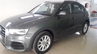 AUDI Q3 2.0 TDI 120CV Business