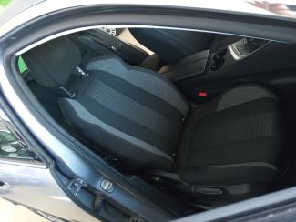 PEUGEOT 3008 Bluehdi 130 S&s Business 